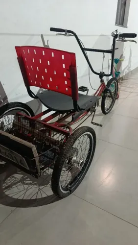 Bicicleta triciclo 