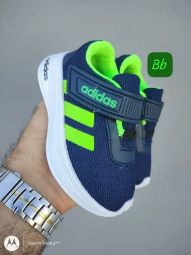 Promoção Tênis Adidad baby infantil 