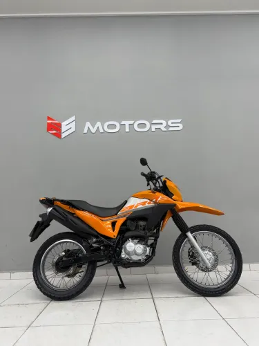 Super oferta!!! Bros 160 laranja, toda conservada  apenas 17.999,00 só na ESMOTOR