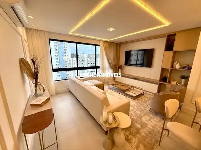 Torre de Booz - Apartamento á venda com 4 suítes e 3 vagas no bairro Pioneiros em Balneári