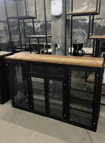 Aparador Industrial em Pinus Maciço - PRONTA ENTREGA