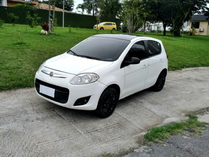Fiat Palio Attractive 1.0 EVO Fire Flex 8V 5P 2015