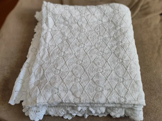 Colcha de crochê casal.