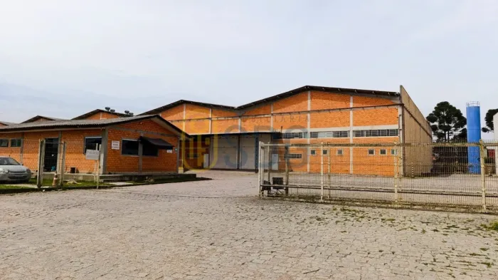 BARRACAO PARA LOCAÇAO - EM SAO JOSE DE PINHAIS