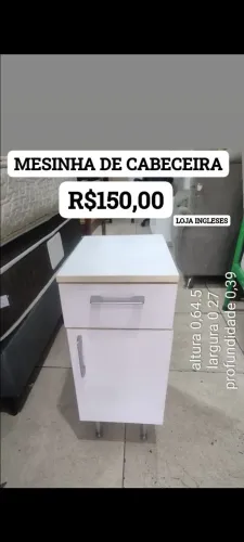 Mesinha de cabeceira