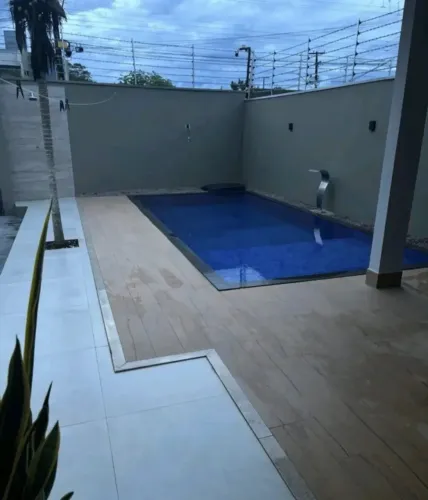 Casa semi-mobiliada à venda, 3 quartos sendo 2 suítes - Residencial Greenville