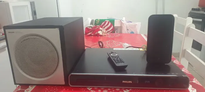 HOME THEATER PHILIPS HTM-3365 COM CONTROLE REMOTO. 