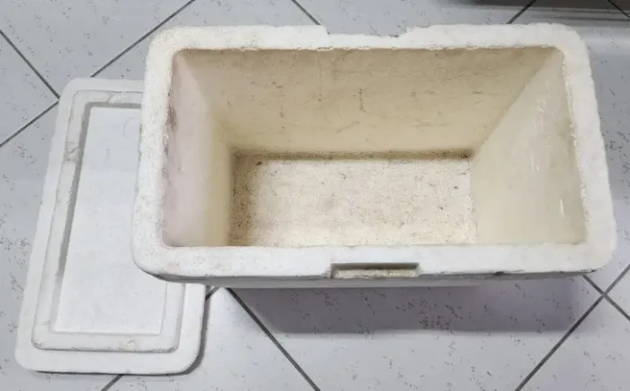 Caixa de isopor 21L