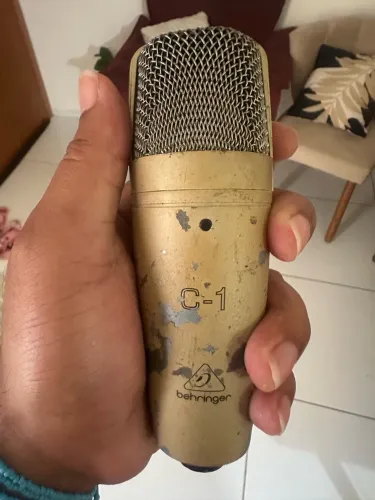 Microfone Condensador Behringer C-1 - Estúdio / Podcast / Voz - Original