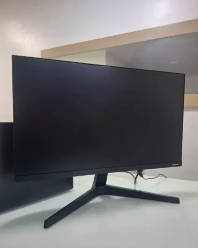 Monitor Gamer Samsung T35F 24" IPS 75Hz - Semi-novo na caixa