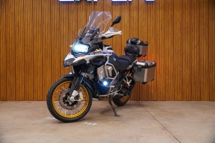 BMW R1250GS Adventure Premium Azul 2024 com 20.100km