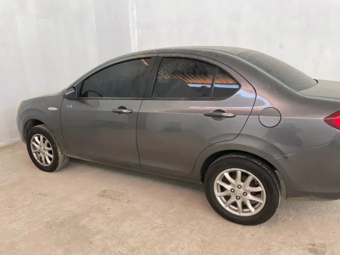 JAC J3 Turin Sedan Brasil 1.4 16V 4P Mec. 2012