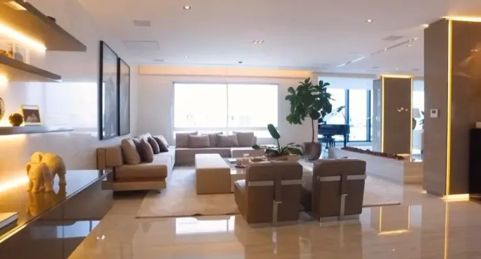 Cobertura duplex com 4 suites, 6 vgs, Vista espetacular do sky line de São Paulo, Moema Pa