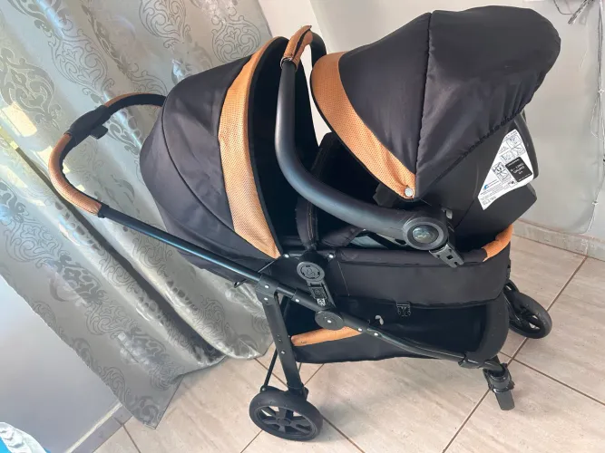 Carrinho de bebê 2 em 1