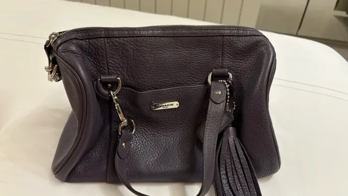BOLSA COACH MEDIA BERINGELA