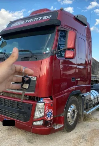 Volvo Fh 440 teto alto 6x2