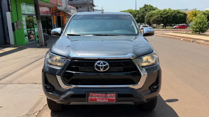 Toyota Hilux CD SRV 4X4 2.8 TDI Diesel Aut. 2021