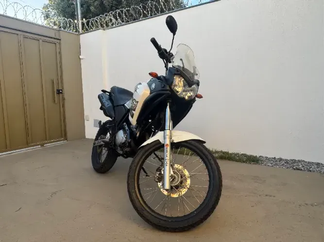 TENERE 250cc 2014 - Vendo ou Troco