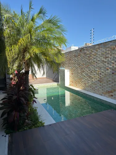 Casa de Rua a Venda no Altiplano - 215 m2 - 4 quartos