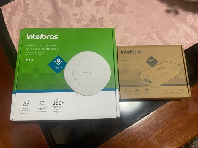Kit Intelbras Wi-Fi 6 Empresarial - Roteador RW 6181 + Injetor PoE+ (Fonte) | Novo