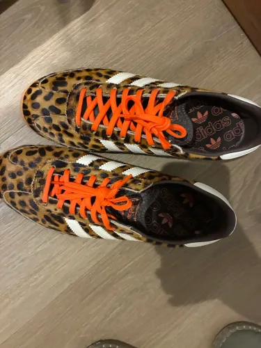 Tênis adidas feminino
