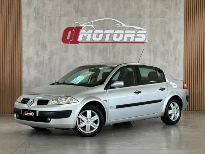 Renault Megane Sedan Expression Hi-flex 1.6 16V 2011
