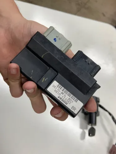 Módulo de injeção original da Hornet Com chave e antena