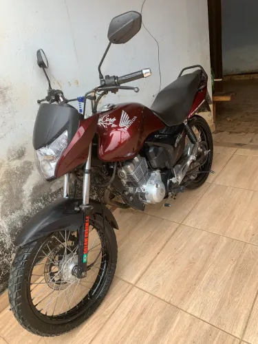 Vendo ou troco por carro titan 150 2011