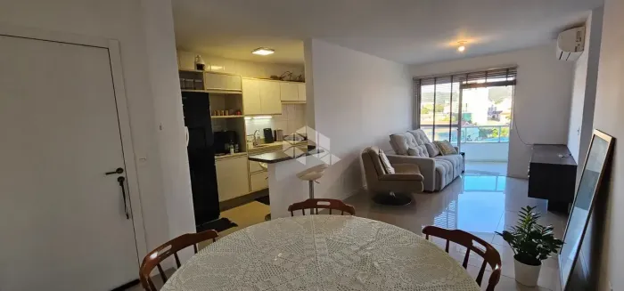 APARTAMENTO COM 3 QUARTOS SENDO 1 SUÍTE 1 VAGA DE GARAGEM NA TRINDADE FLORIANÓPOLIS