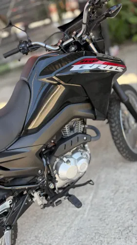 Honda Bros 160 / 2025