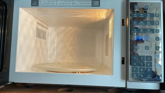 Vendo micro-ondas retirar próximo ao shopping Interlagos