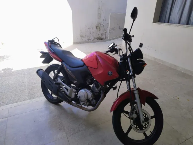 Vende-se Yamaha Factor ED 2011/2012 (Partida Elétrica e Freio a disco)