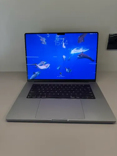 Apple MacBook Pro M1 Pro 16 polegadas 512GB SSD 16GB RAM