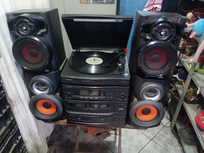 Toca vinil funcionando