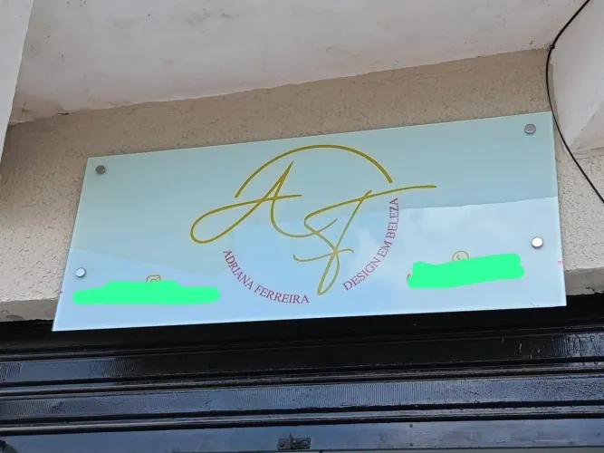Placa de vidro fachada 