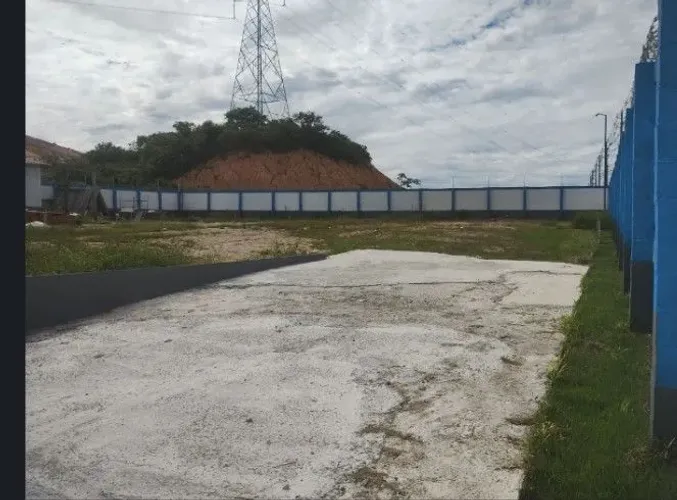 ALUGUEL DE TERRENO NA AVENIDA DAS FLORES, LAGO AZUL