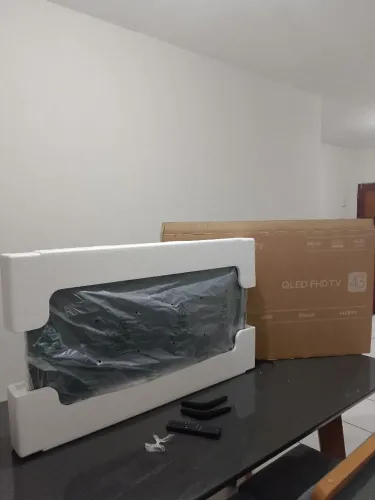 TV QLED ANDROID TCL 43*, NA GARANTIA AINDA, APENAS 1 MÊS DE USO, NA CAIXA, NOVA.