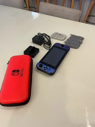 NINTENDO SWITCH DESBLOQUEADO + SSD 128GB + TELA PERFEITA
