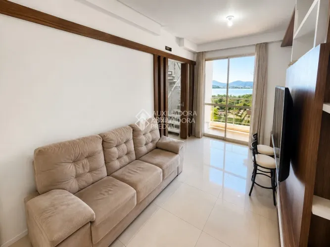Apartamento duplex na Beira Mar