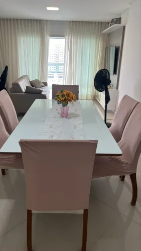 Mesa de jantar 6 cadeiras 