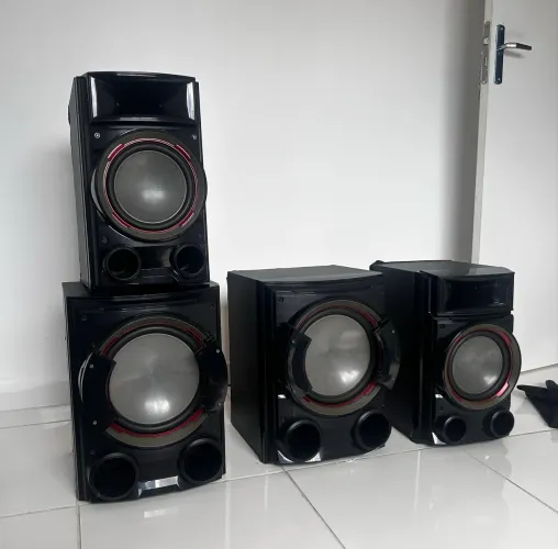 Caixas de som LG