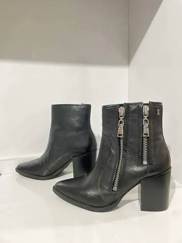 Bota Santa Lolla