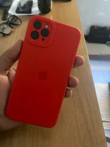 iPhone 11 Pro Max em ótimas condições de uso
