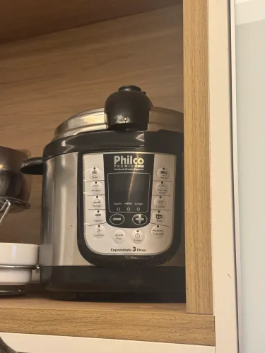 Panela de pressão elétrica