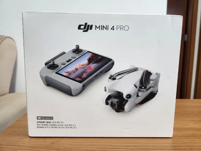 Drone Dji Mini 4 pro Controle com tela combo plus completo