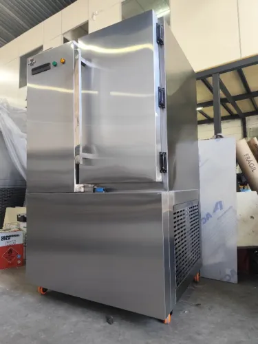 Mini câmara inox congelados 2500L total inox