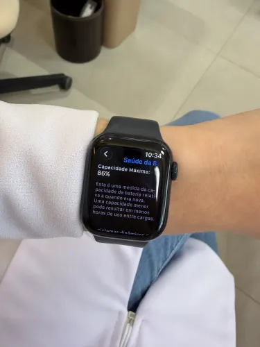 Apple Watch Series 8 42' GPS seminovo