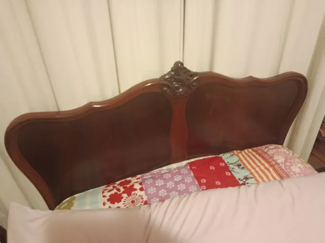 Jogo de quarto antigo