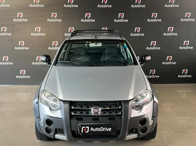 Fiat Strada Adv.ext./ Ext. 1.8 Locker Flex CD 2010