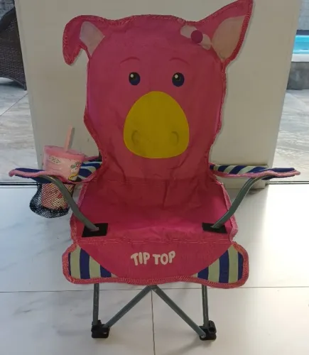 Cadeira de Praia e Piscina Dobrável Infantil Tip Top Porquinha Rosa
